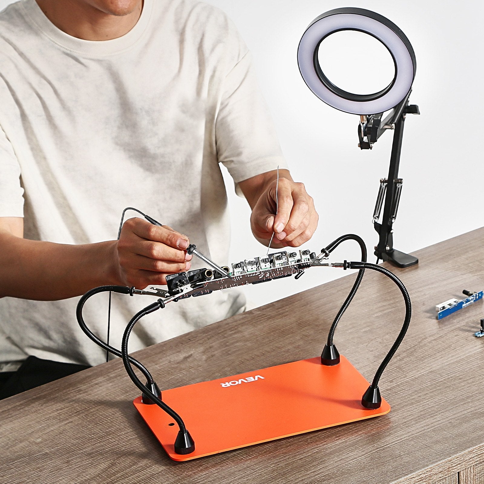 ScopeHold 4 — 3X LED Helping Hands